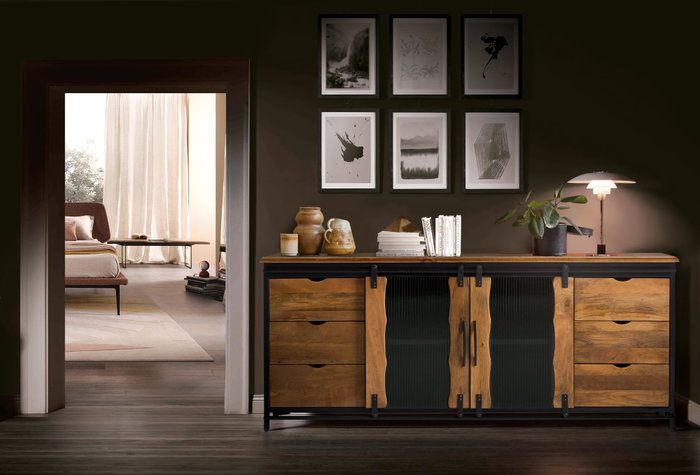 GINER Y COLOMER Aparador de madera de mango y metal negro